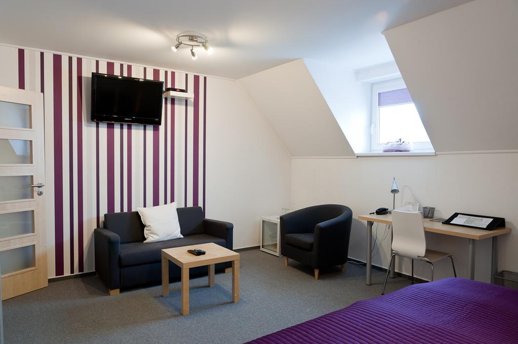 Hotel Berger Kamenice nad Lipou Bagian luar foto