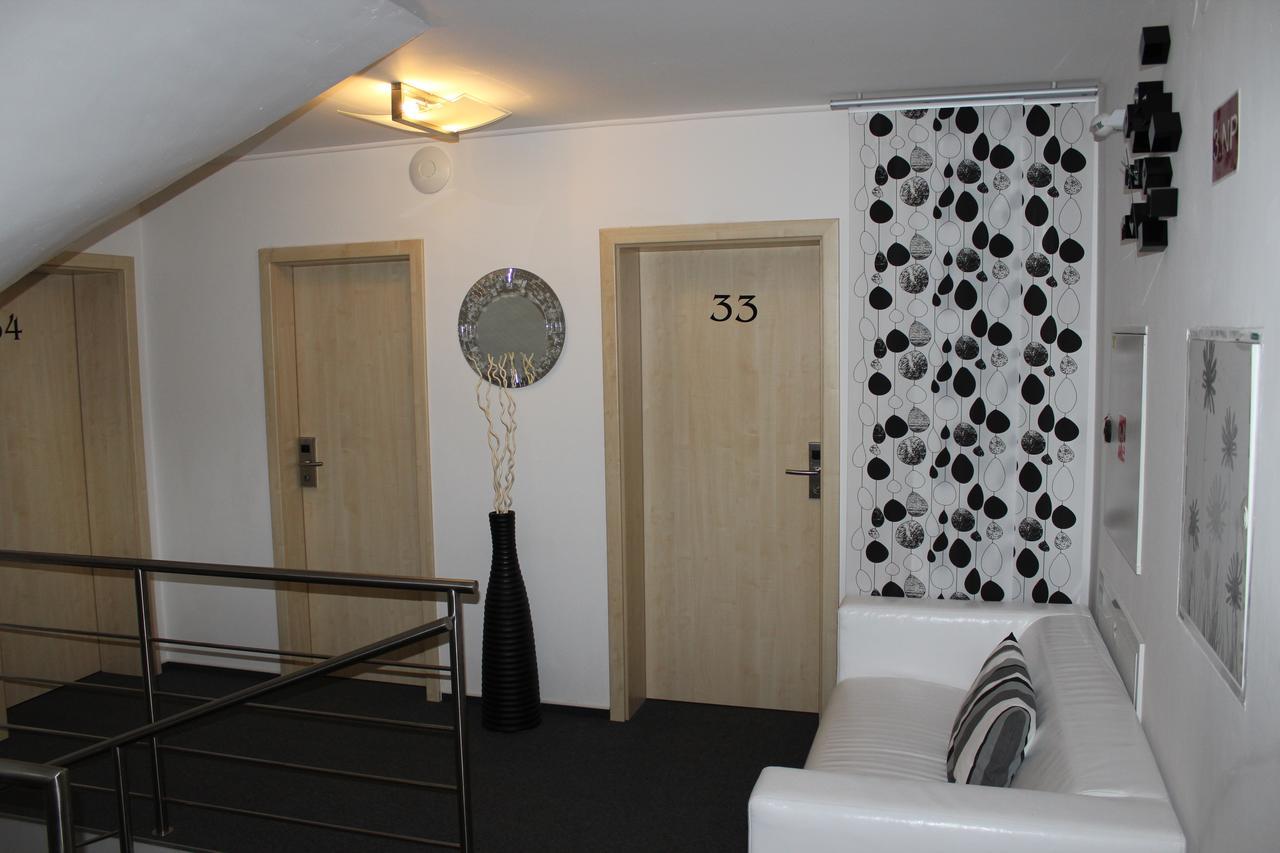 Hotel Berger Kamenice nad Lipou Bagian luar foto
