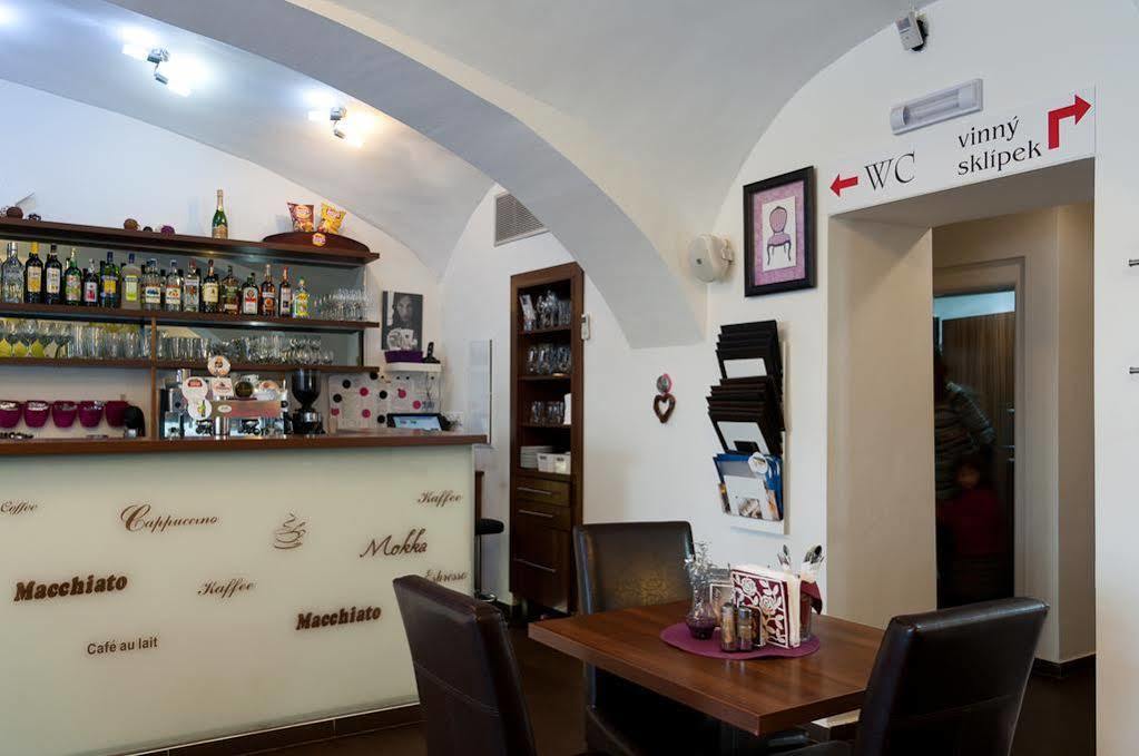 Hotel Berger Kamenice nad Lipou Bagian luar foto